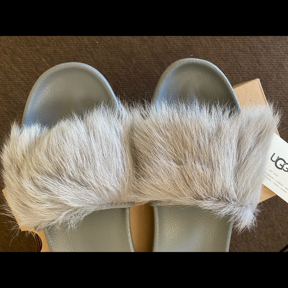 UGG Slide Slippers ⛱